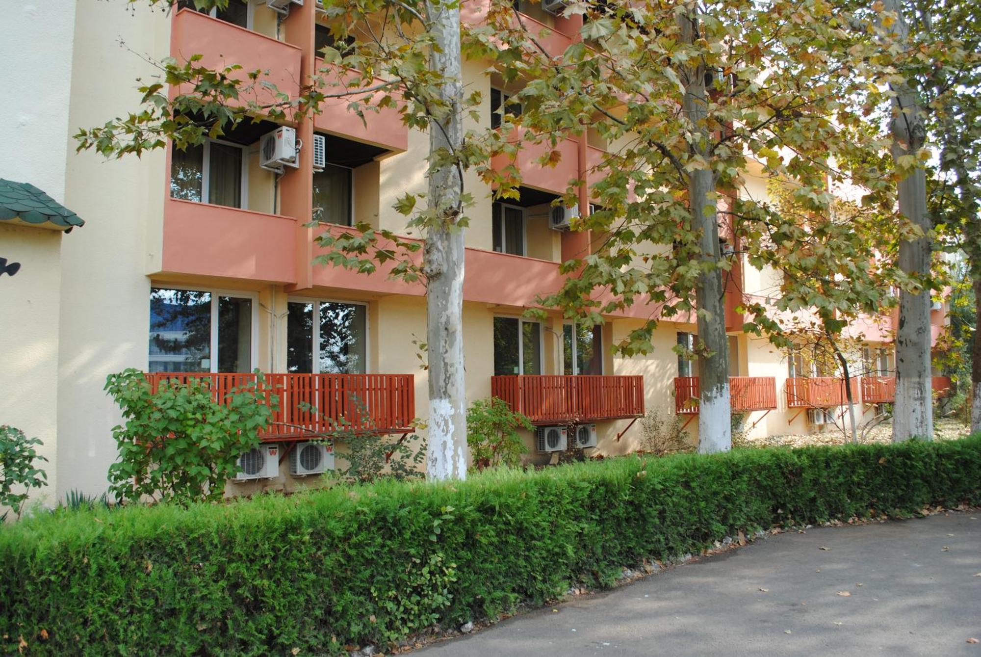 Complex Mediteranean Mamaia Exterior photo